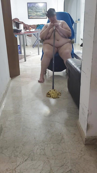 Palmira Gordi. Fat Nympho Entertains Herself by Pleasing Her Pussy