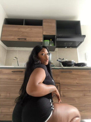 Jack off to My Phenomenal Ass, Episode 1028