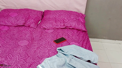 Stepmom and Stepdaughter Having Amazing Lesbian Sex - Porn in Spanish