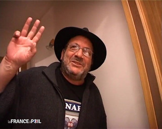 French Blonde and Brunette Lesbians Eat Pussy