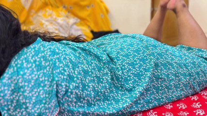 Father in Law Give Me Rough Anal Fuck When I Use Lipstick in My Lips