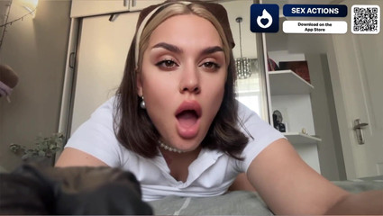 Sexy Student Plays the Role of a Horny Maid Using a Dating App