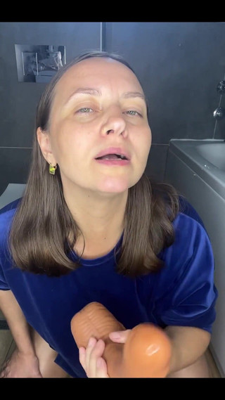 Bb, Do You Like to Watch on Adventures in the Women's Restroom?