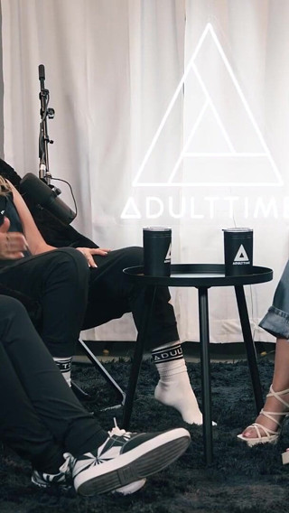 Scarlett Alexis & Anna Claire Clouds Pen*s Fingers & Mile High Club the Adult Time Podcast