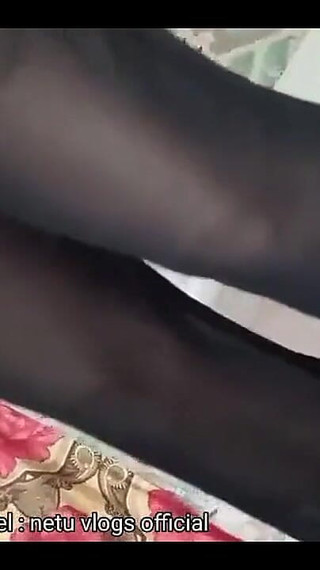 Indian Erotic Hot Wife Almost Nacked Dancing