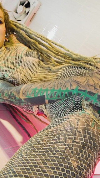 Alternative Tattoo Model Solo Piss Action