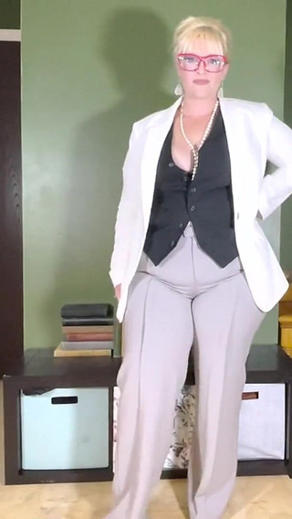 Striptease: Old Jazz and Swing Make Alice Horny as She Counts You Down to Cum After Stripping and Jiggling Her Fat Body