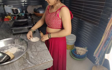 Desi Beautiful Bhabhi Fucked by His Jija in Kitchen