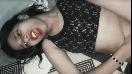 My Stepcousin Realizes I Masturbate Next to Her and I Can't Believe Her Reaction