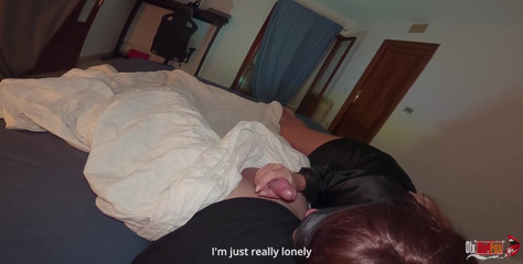 Sharing a Bed with a Hot MILF Stepmom and Fucking Her Pussy 1