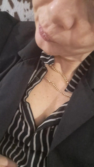 MILF Sofy Totally Naked This Dildo