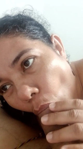 Professional Deep Throat Sucker