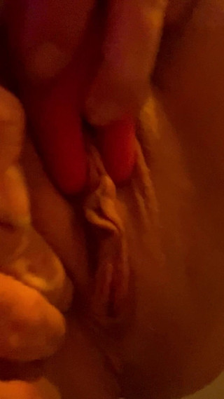 Intense orgasm, pussy contractions