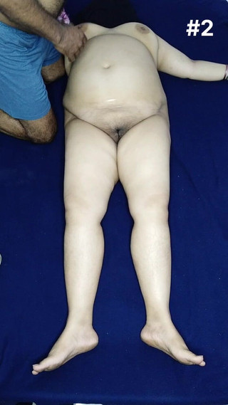 Sister-in-law Gets a Massage and Enjoys It (#2/4)