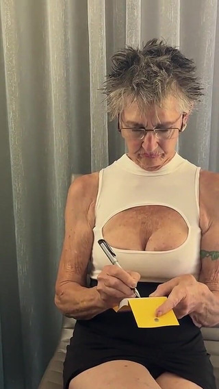 Courtesans and Secretaries