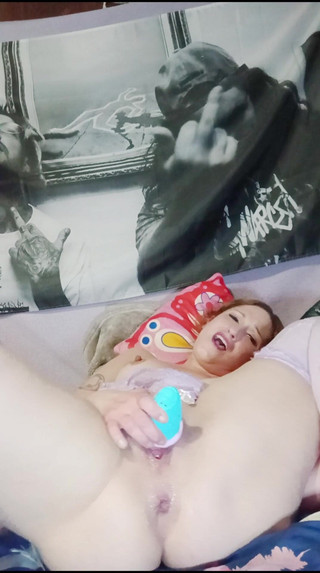 I Ride My Favorite New Toy Then Make Myself Squirt