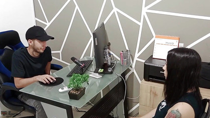 Fuck a Big-assed Latina Who Wanted to Take Some Clothes From My Store - Porn in Spanish