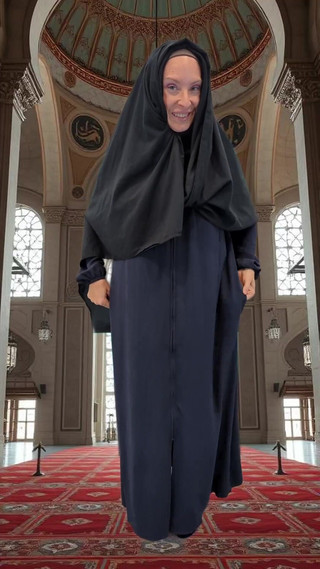 Abaya and Hijab Try on