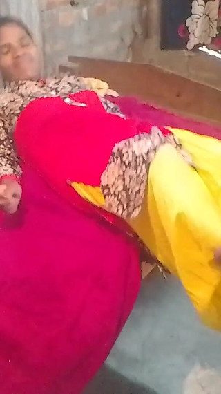 Rukia Desi Village Hot Girl Sex in Home