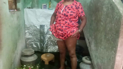 Priyanka Stepaunty Dress Washing in Bathroom Sex