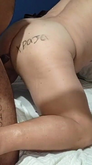 Mature Lady Lets Herself Be Fucked Doggy Style