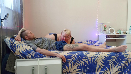 Stepmom Sucks My Dick Until I Cum in Her Mouth with Hot Thick Cum