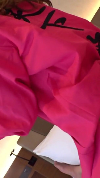 Part 2【over 300 Partners! Get Hooked on This Shaved Gal's Cock-teasing Techniques】