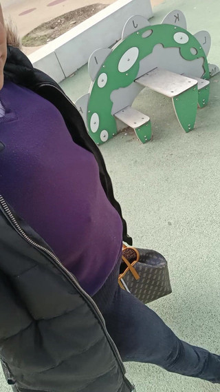 In the public park I masturbate with my dildo