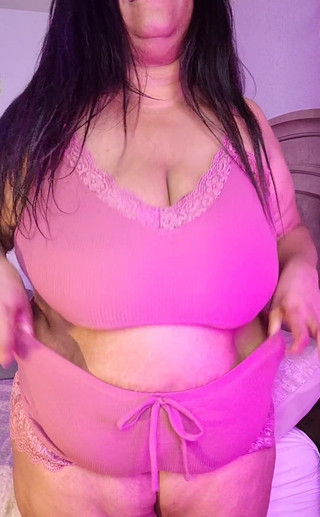 Late night Belly and Body Jiggles in my New Pajamas #belly