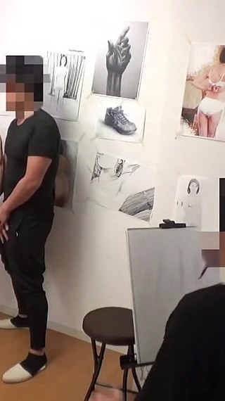 Married Woman Hired as a Nude Art Model Who Couldn’t Keep It Professional - 2