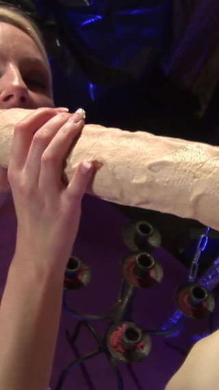 Blonde chick gets hard fucked