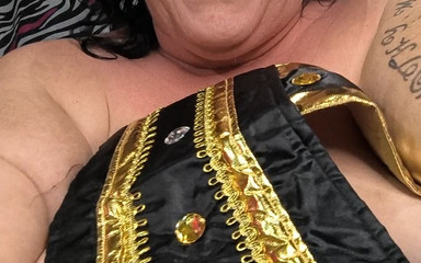 Under Her Flap Saggy Tits Cumming in Her Lap