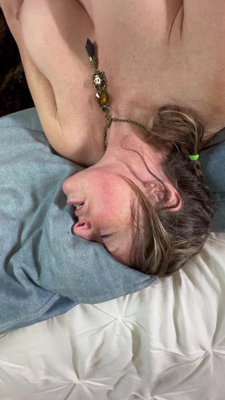 Sexy Bonemaiden Is Delicious