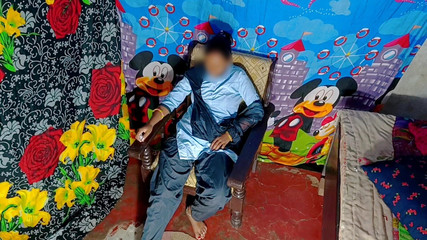 Desi College Teen Girl Sex for Reward