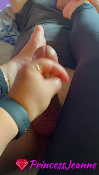 Hard Colse up BBW Wife Handjob Big Cum POV