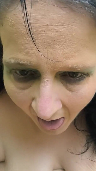 She's a Running Naked From the Horny Stranger Making Her Cumming