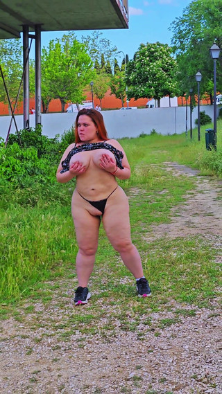 Walking in the Park Playing Very Hot