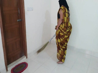 Gujarati Maid Fucked by Owner's Stepson While She Sweeping His Room