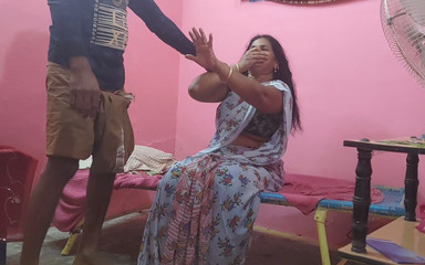 Step Mother Brought Food to Eat Stepson I Grabbed Her and Had Sex with Her