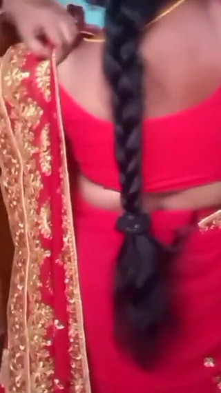 Desi Beauty Housewife Sary Changing in Home