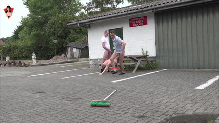 Wild in the Wagon S1