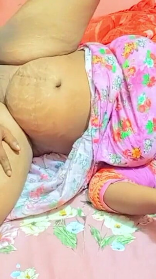 I Had Sex with a Fat Girlfriend Today Too, She's Talking to Her Husband on the Phone