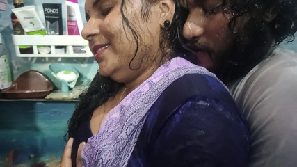Desi Couple Saree Bath with Sex Day After Marriage
