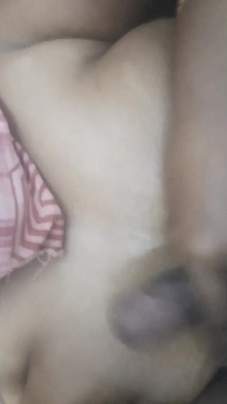 Tamil Hot Stepaunty Handjob for Hubby