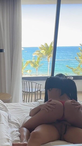 I Meet a Slutty Latina Tourist at the Pool. Sucked and Fucked by a Stranger in a Hotel at a Seaside Resort