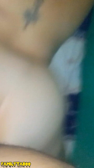 Damn, What a Delicious Ass, My Stepsister's Can't Resist Seeing a Well-standing Cock