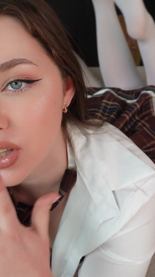 Yeah, Daddy, You Want Me to Show You How I Like It?