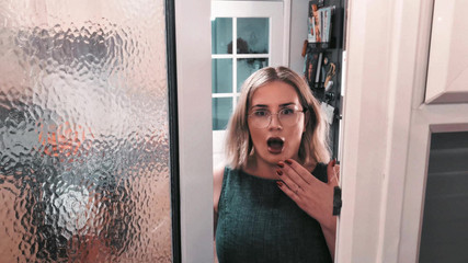 Retro 1950s Housewife Sees Her First BBC