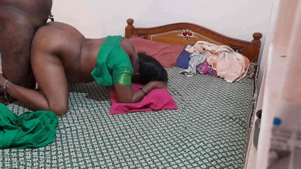 Desi bhabhi fucked doggy style by boyfriend