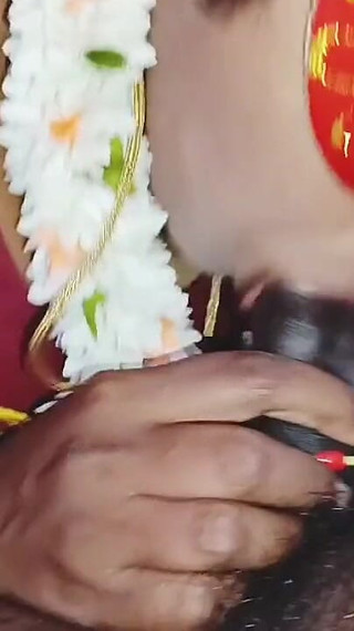 Indian Beautiful Saree Stepmom Fucking Stepson Telugu Dirty Talks.